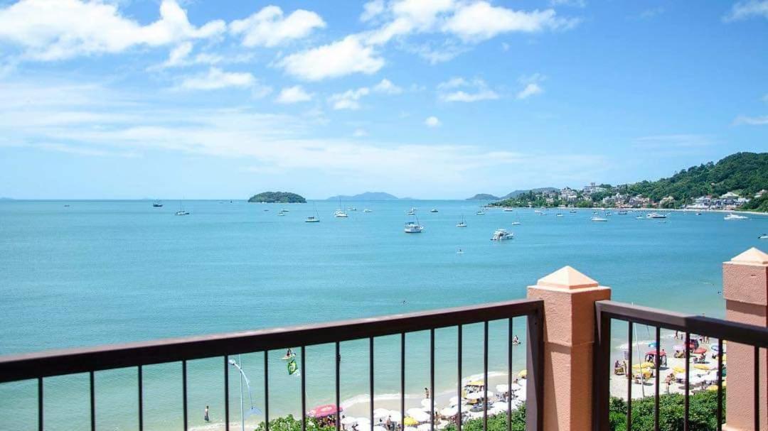Apto Pes Na Areia Em Hotel Jurere Beach Jurere Internacional フロリアノポリス エクステリア 写真