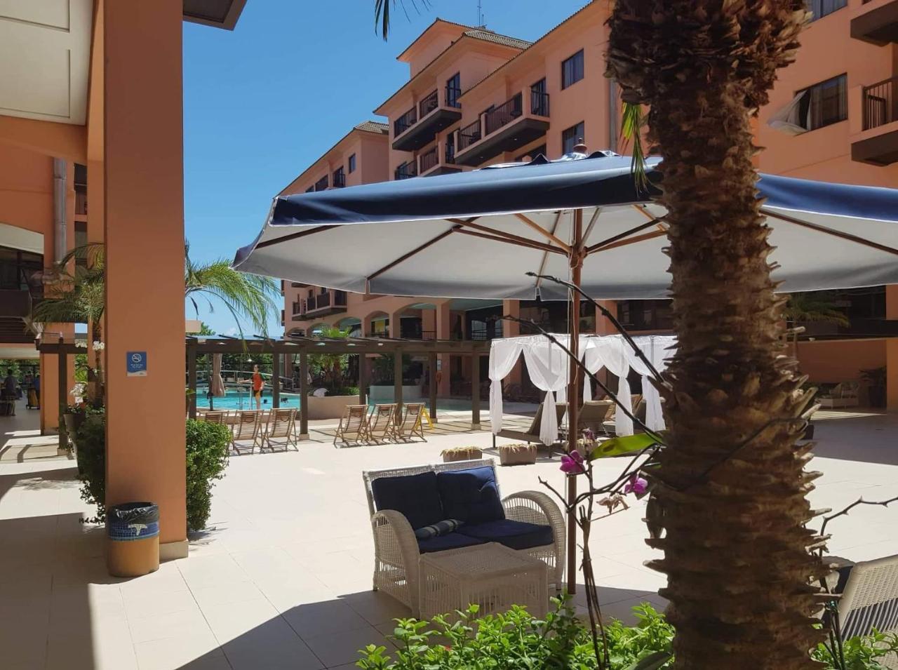 Apto Pes Na Areia Em Hotel Jurere Beach Jurere Internacional フロリアノポリス エクステリア 写真